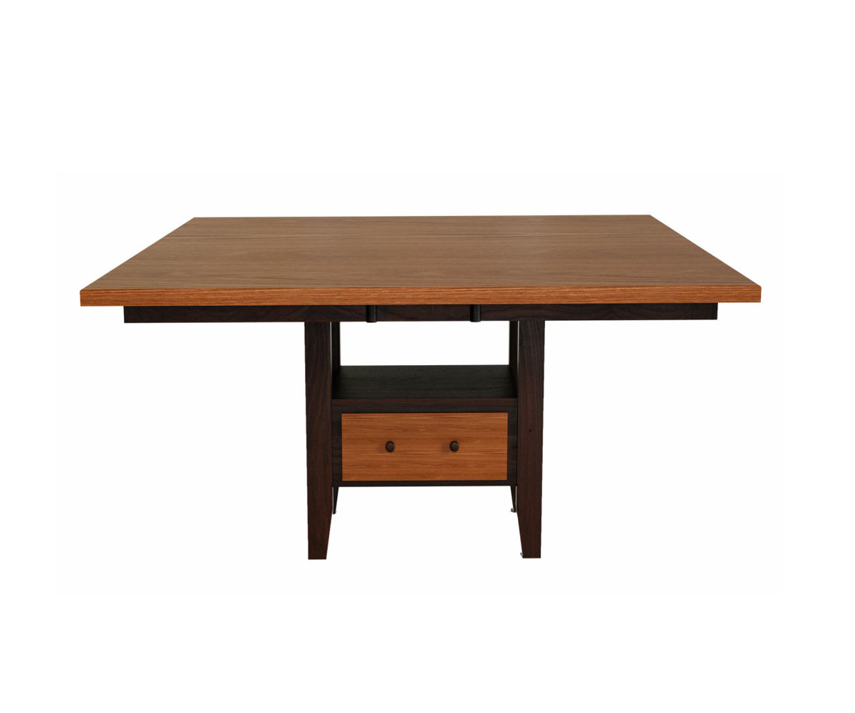 Manhattan Pedestal Table